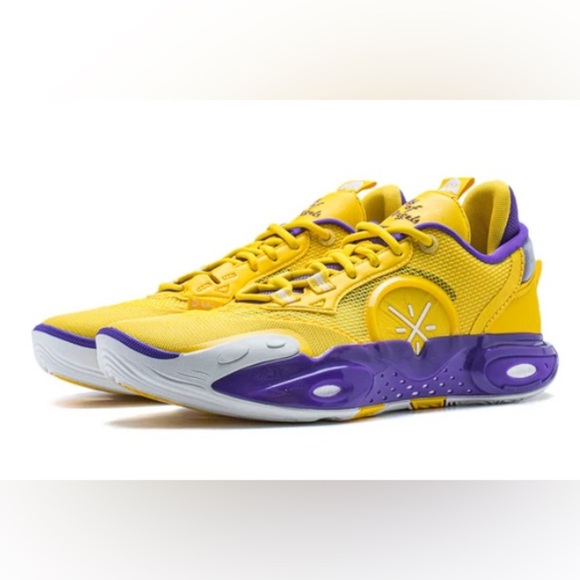 NEW- Wade All City 12 